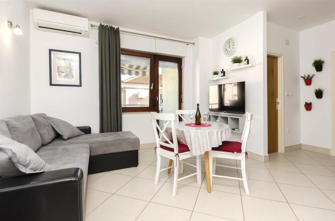 Apartment Mare Srima Εξωτερικό φωτογραφία